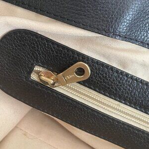 Chloe - Leather  Make an Offer ? 🎈Crossbody Satchel Very Large